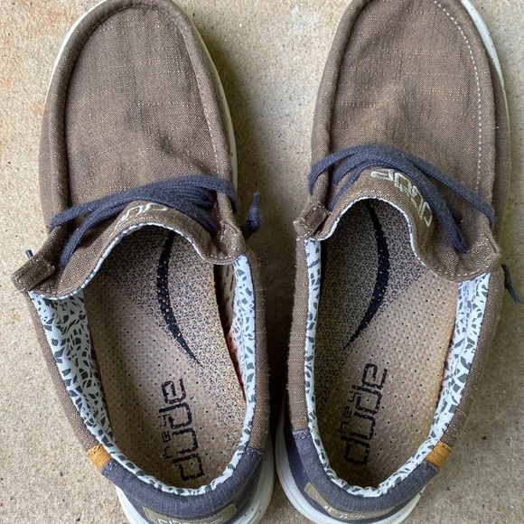 Men’s Hey Dude size 12 - Picture 3 of 6